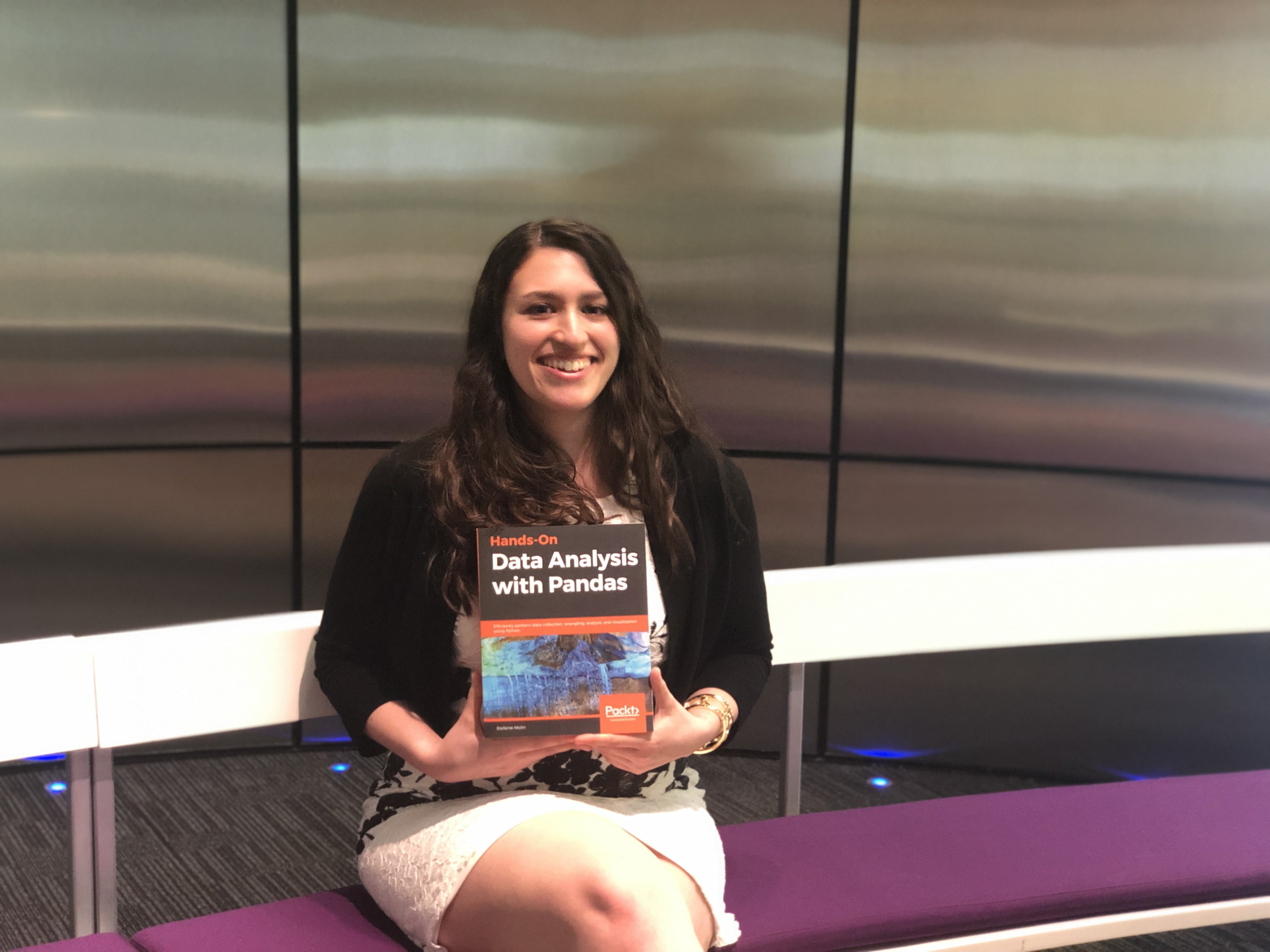 Bloomberg's Stefanie Molin's book on Pandas, Python & Data Science