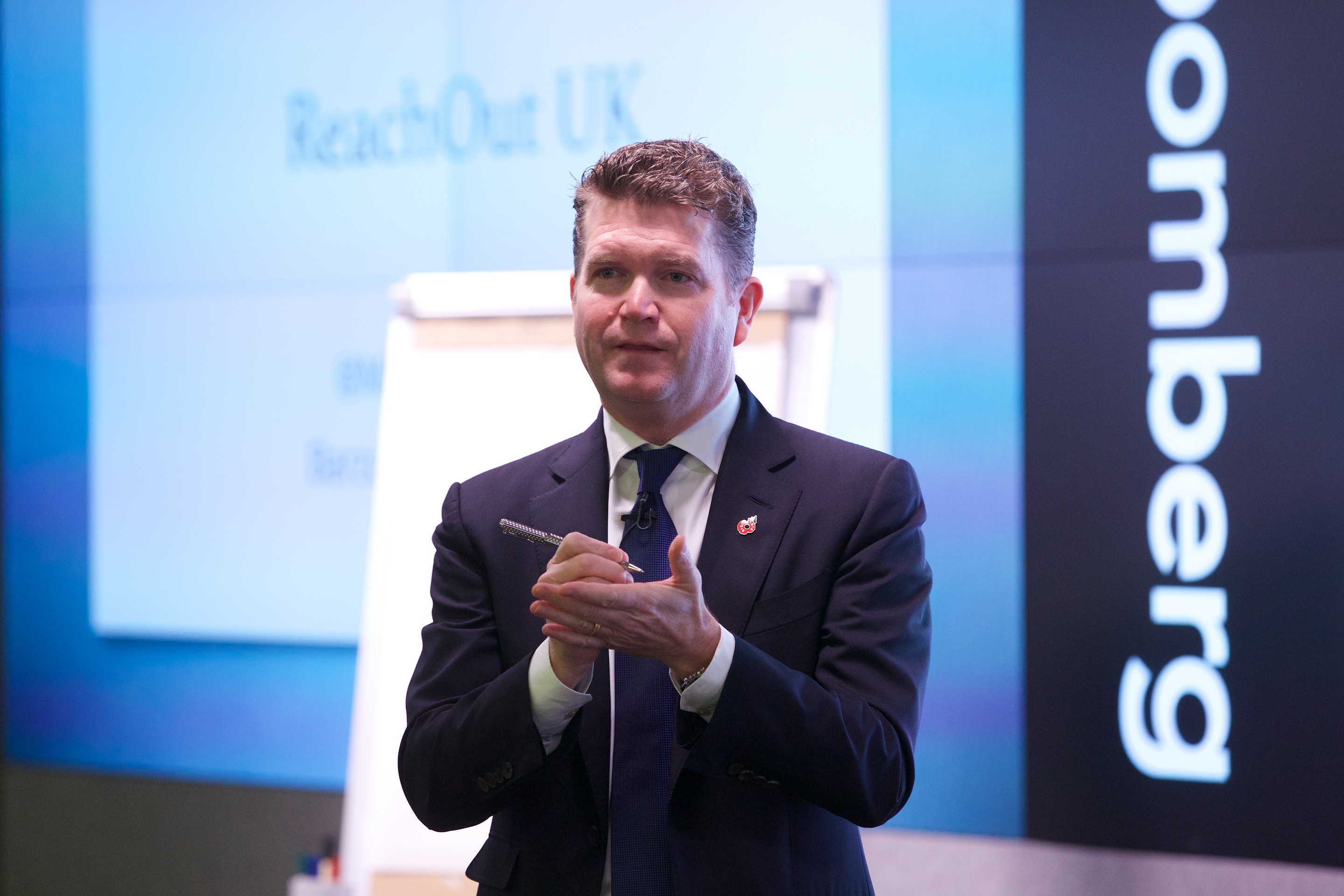 Local Uk Students Discuss World Affairs With Us Ambassador To The Uk At Bloomberg In London Our Stories Bloomberg L P