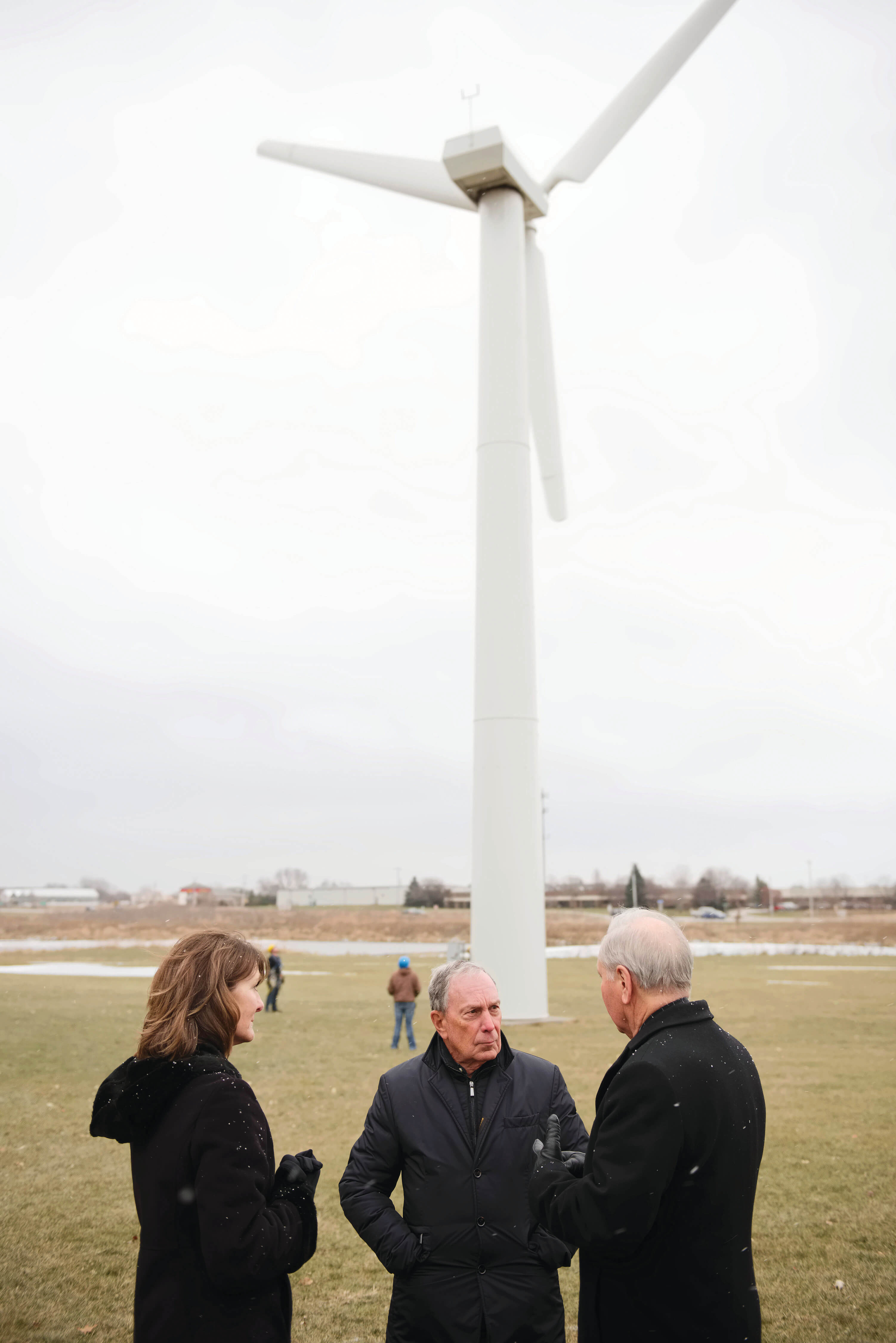 Mike Bloomberg visiting Des Moines Area Community College’s wind energy program in Iowa.
