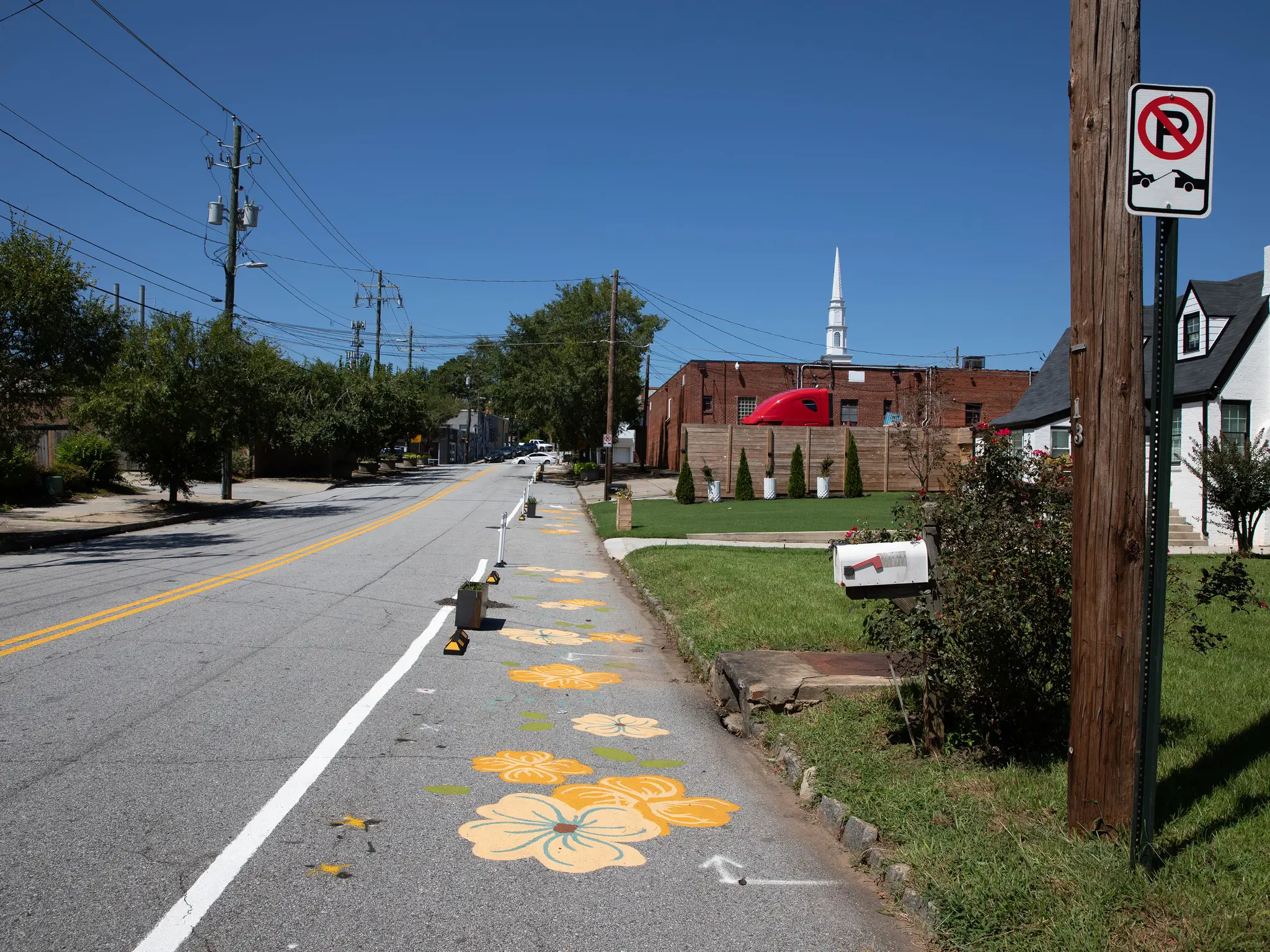 Atlanta, GA Pedestrians walking lane paintings