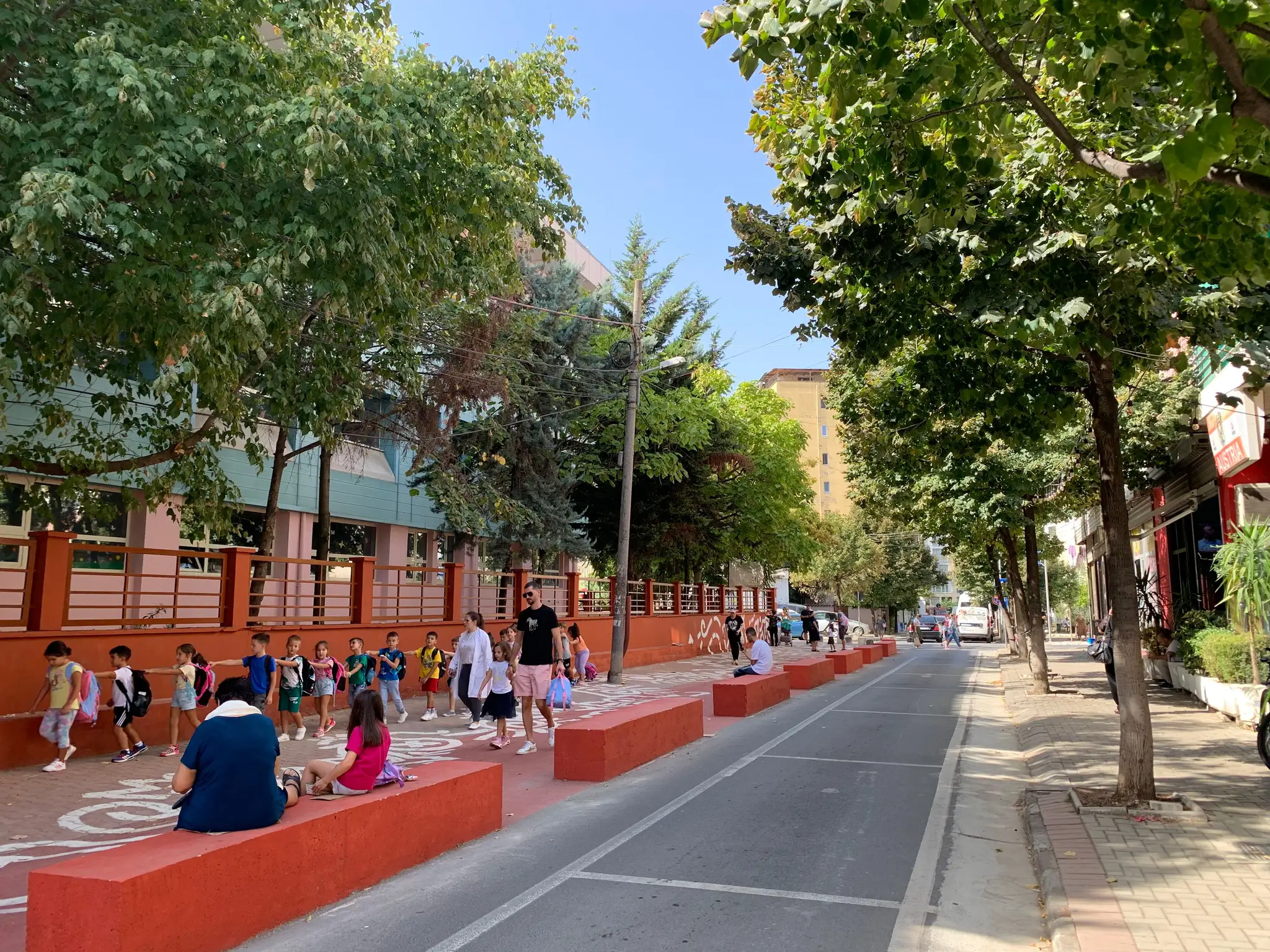 Tirana asphalt art