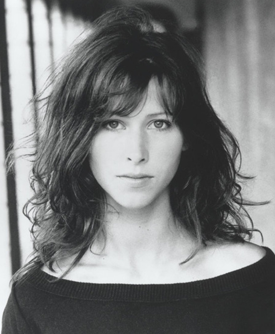 Sophie Hunter bio photo