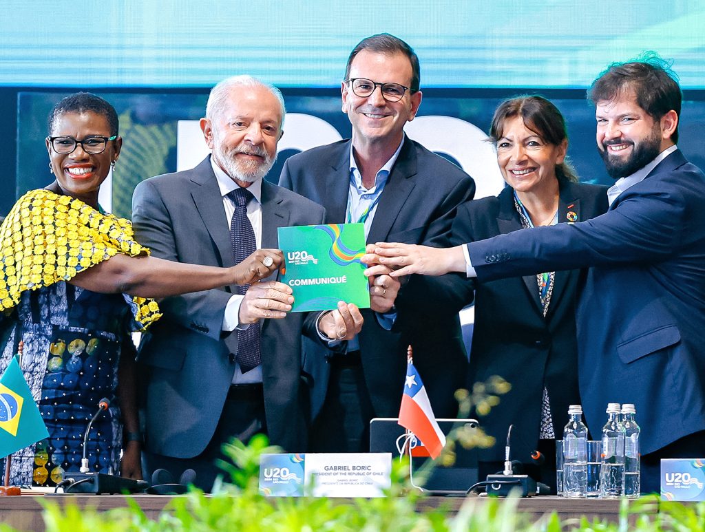 Mayors and leaders involved in C40 meet with President Lula of Brazil and President Boric of Chile at the Urban 20 Summit, which we supported.