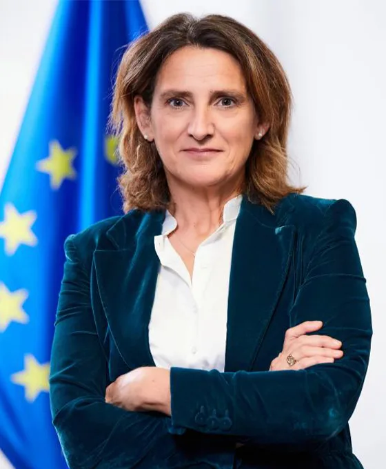 Teresa Ribera bio photo