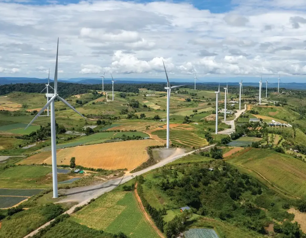 Partners in Thailand advocate for a national policy to reduce reliance on gas and expand clean energy investment.