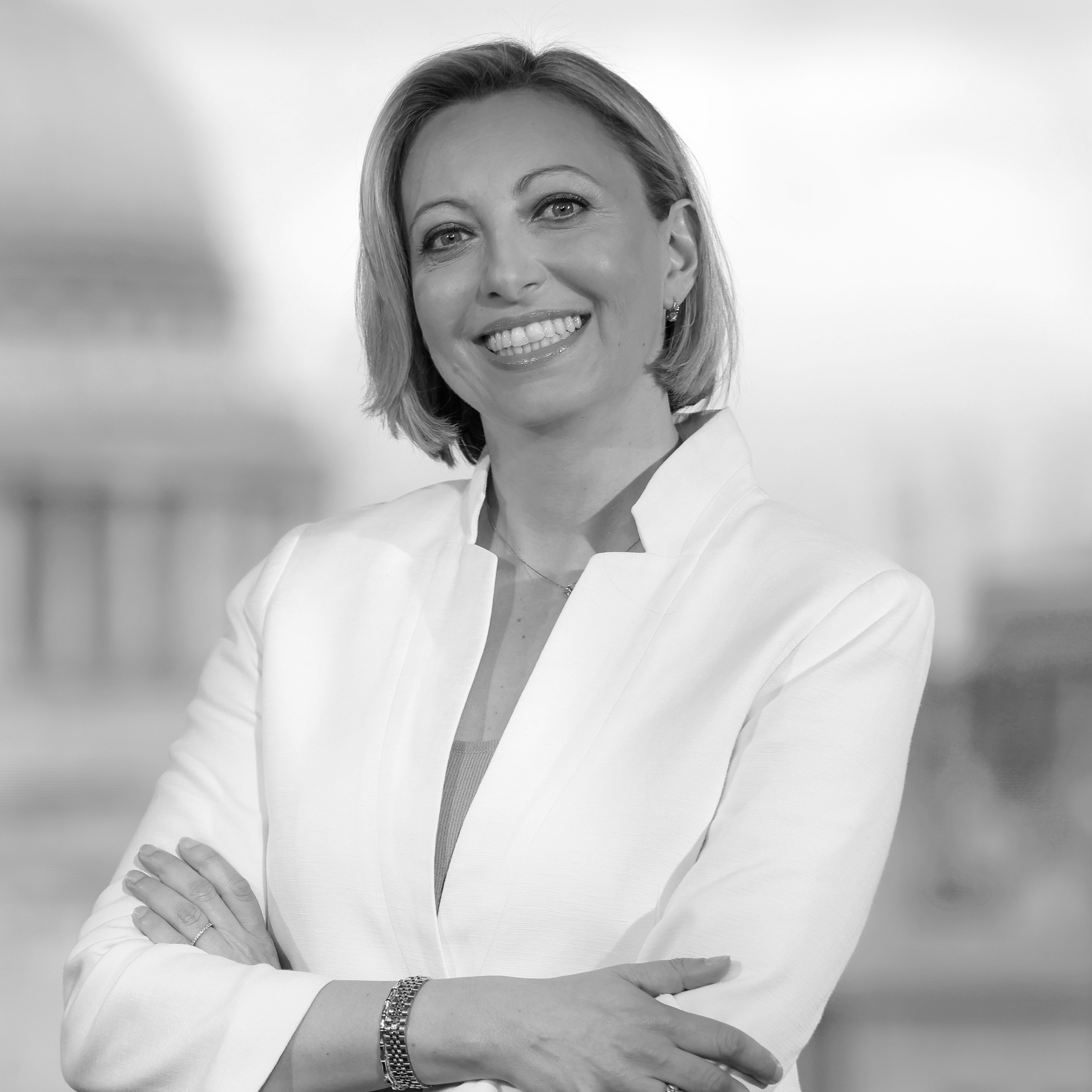 Francine Lacqua  bio photo