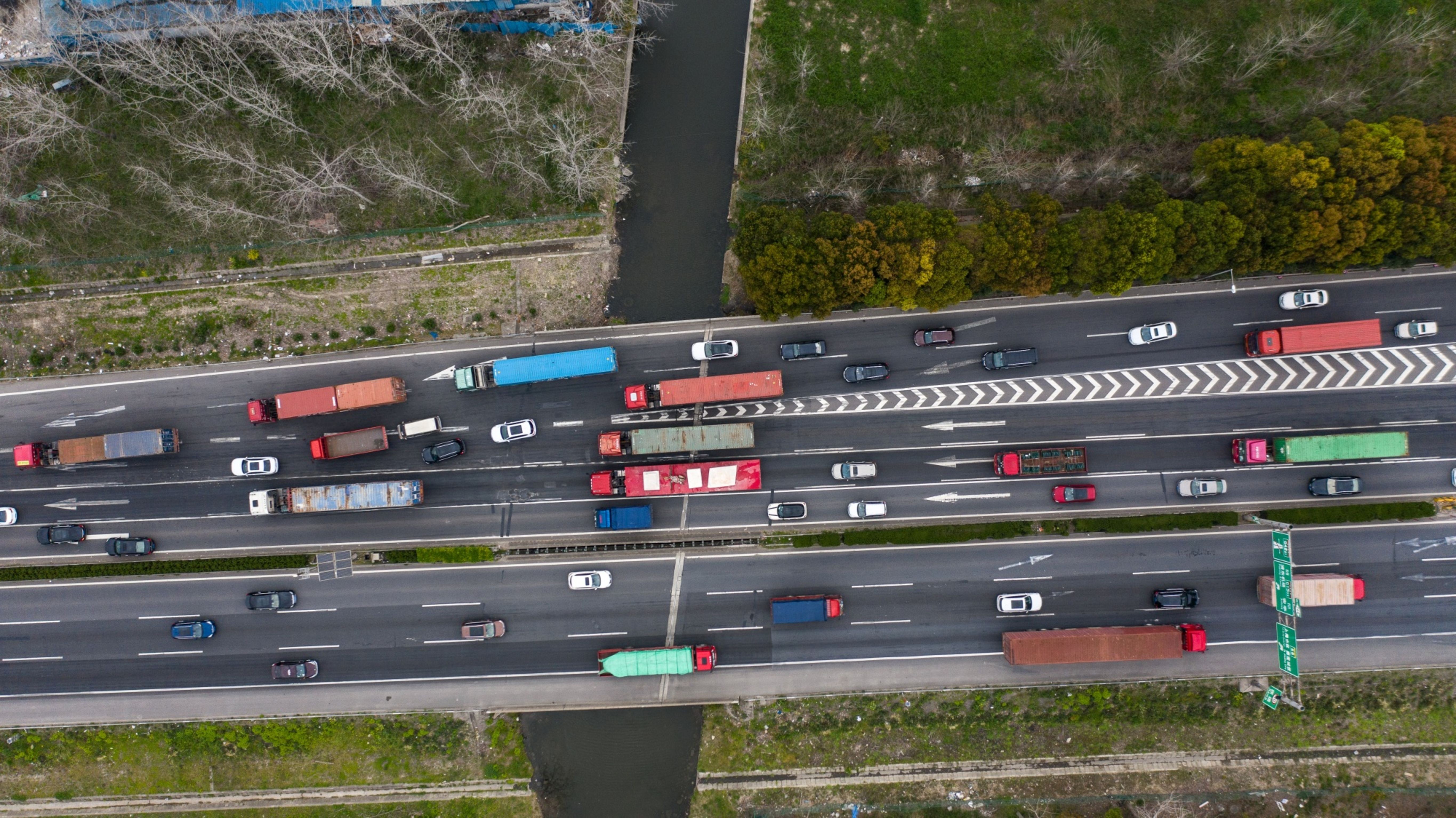 Five charts on US trucking: 2023 outlook | Insights | Bloomberg Professional Services