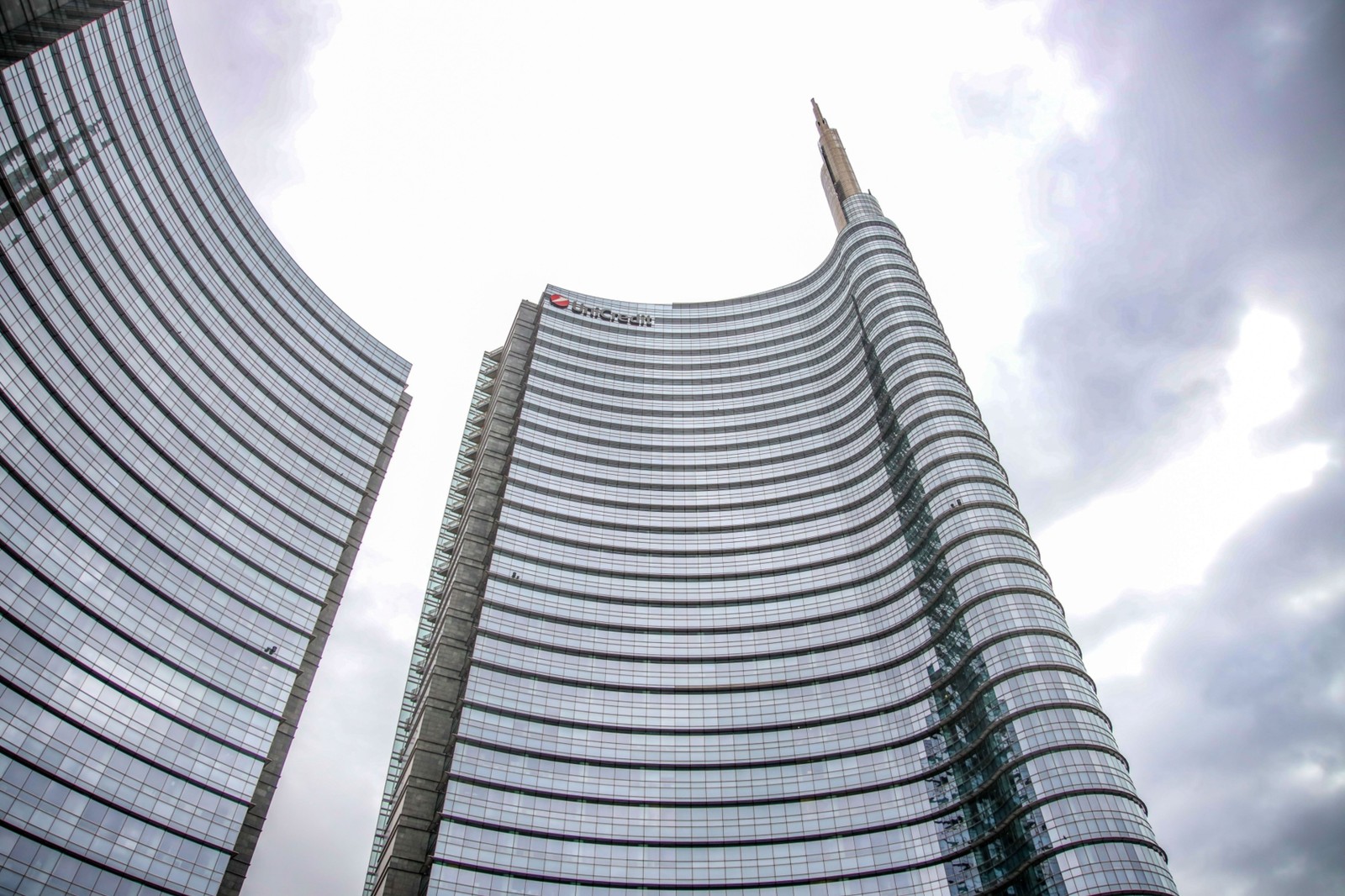 Europe banks closing dividend gap with U.S. peers | Insights