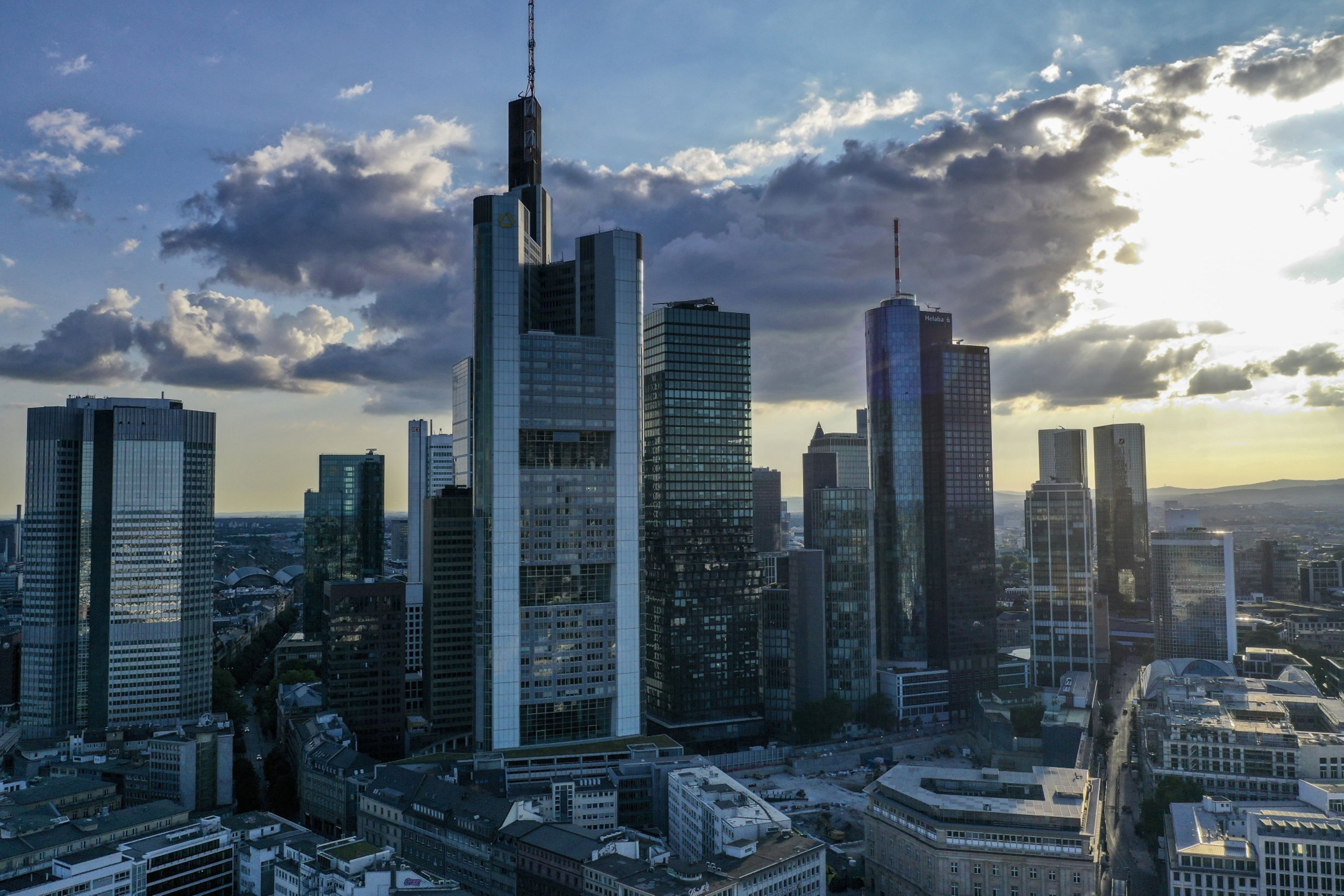 new-normal-digital-banking-shift-could-accelerate-bloomberg