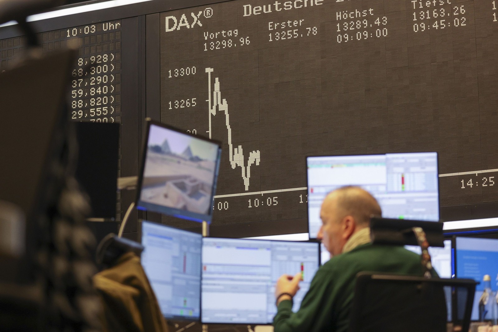 Ethereum’s moat reinforced in bear market; Solana has value | Insights | Bloomberg Professional Services