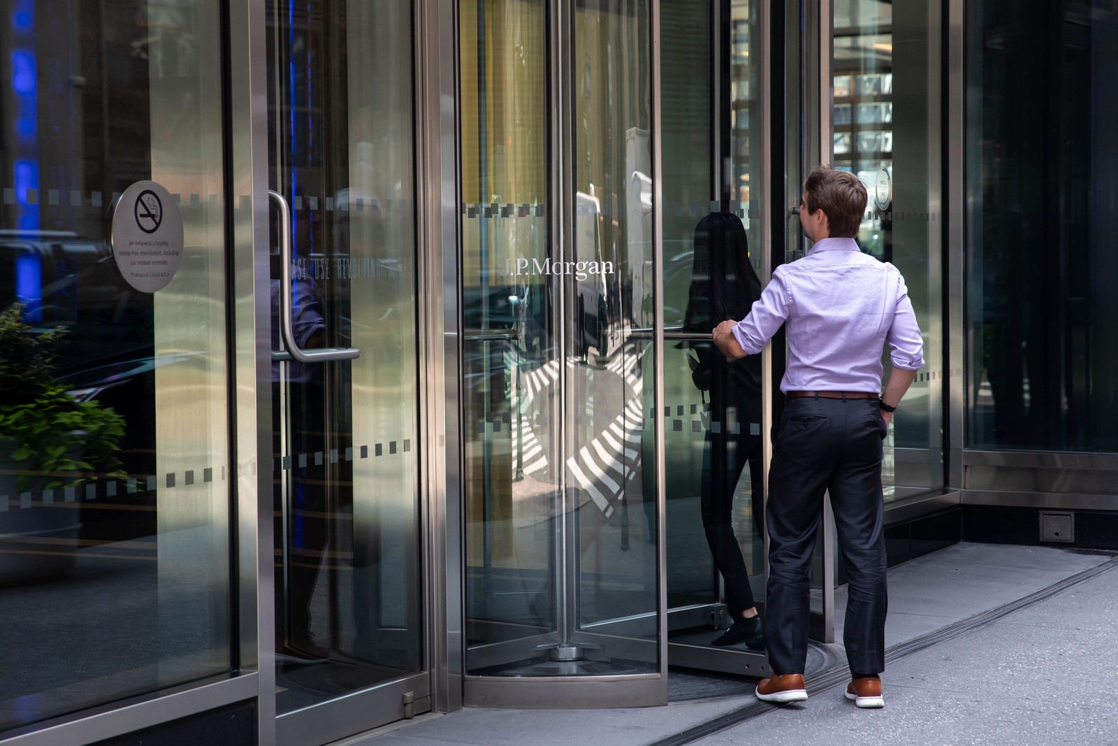 Australia lenders face A.1 billion profit hit on payment shift | Insights | Bloomberg Professional Services