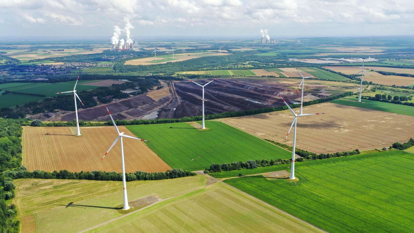 Green bonds boom in first half of 2023 | Insights | Bloomberg Professional Services