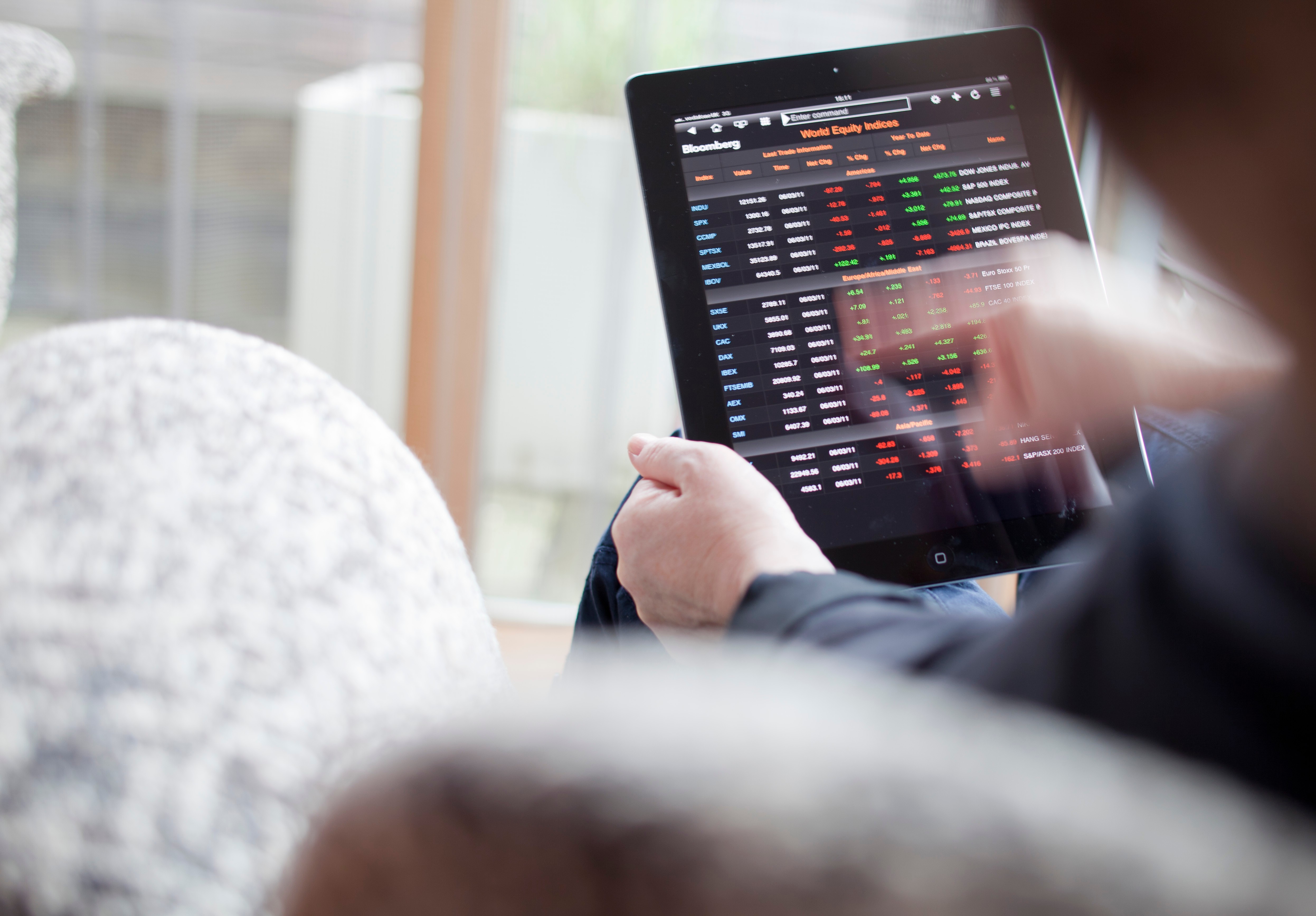 The unseen burden: How data fragmentation impacts CDO budgets and compliance | Insights | Bloomberg Professional Services