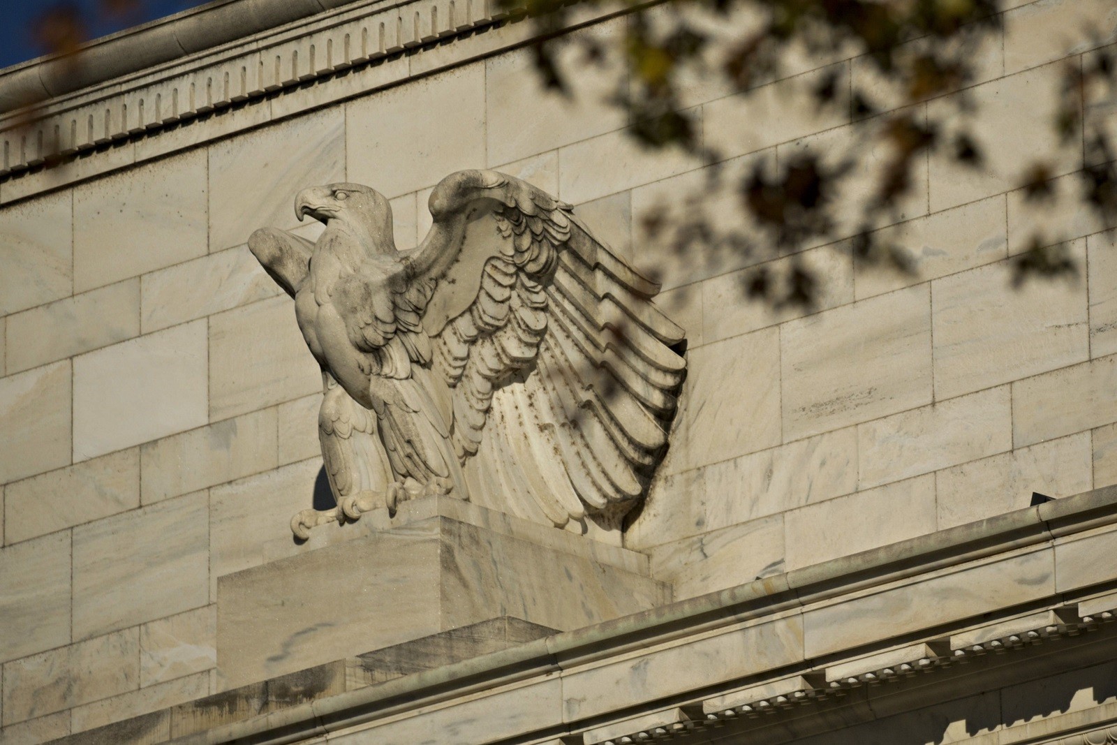 Rates market’s Fed reassessment hinges on jobs, retail and CPI | Insights | Bloomberg Professional Services