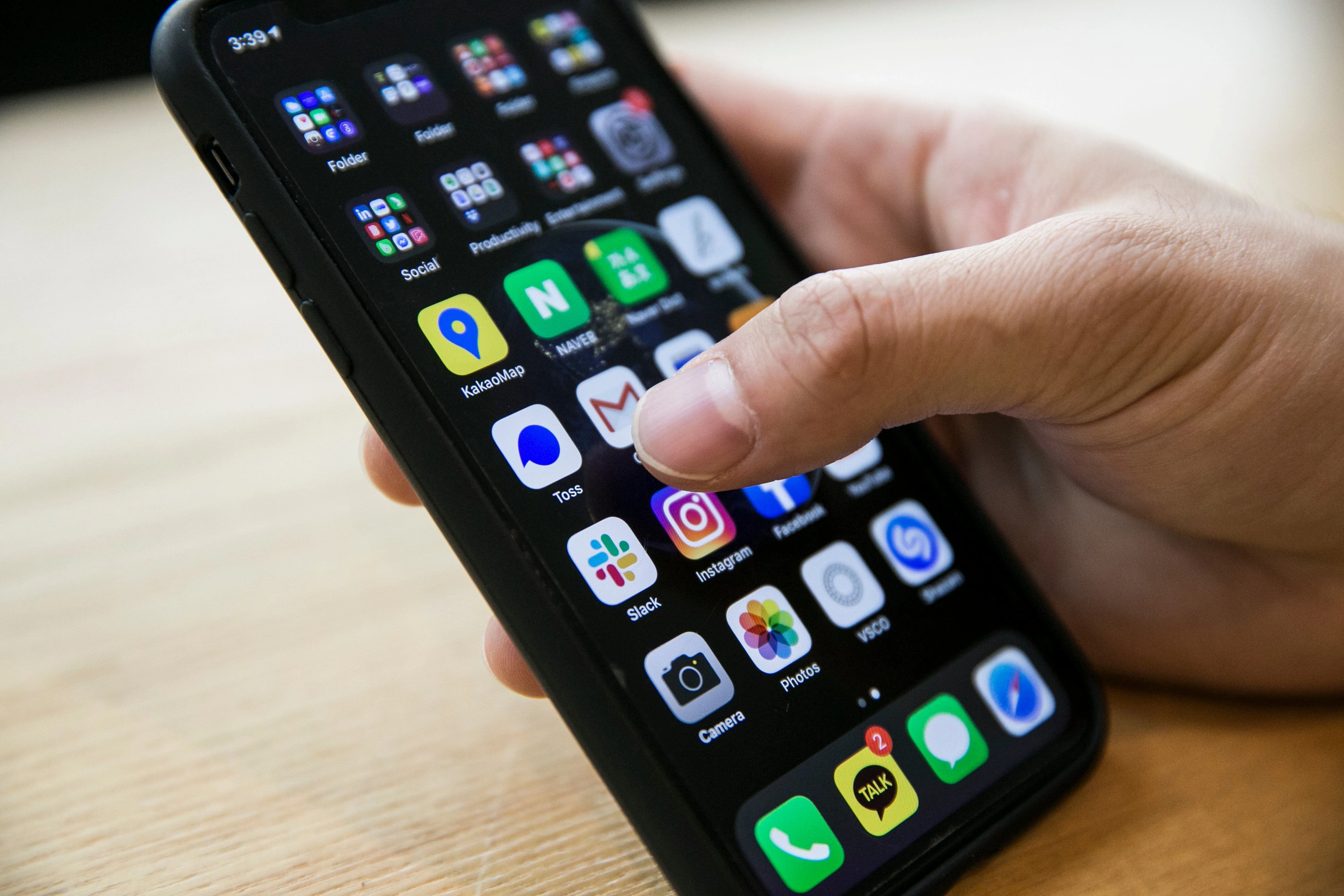 ZA Bank Adopts Bloomberg TOMS to Support its Investment Needs | Press |  Bloomberg LP