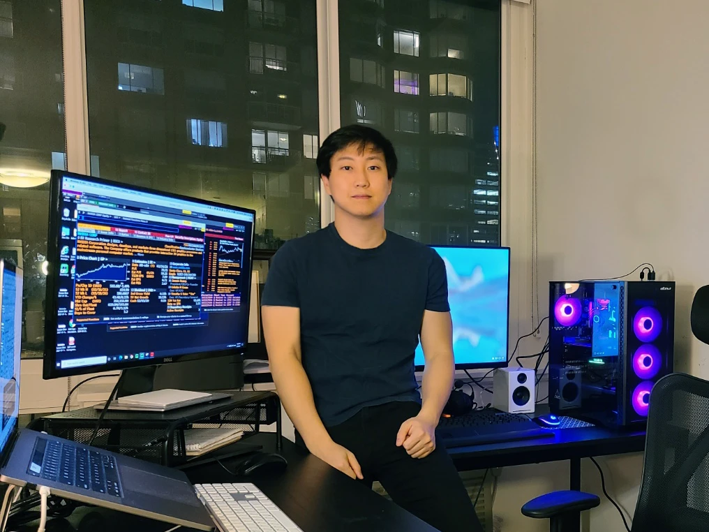 Luke Ahn is a software engineer in the DataHub Stream Functions (DSF) team at Bloomberg.