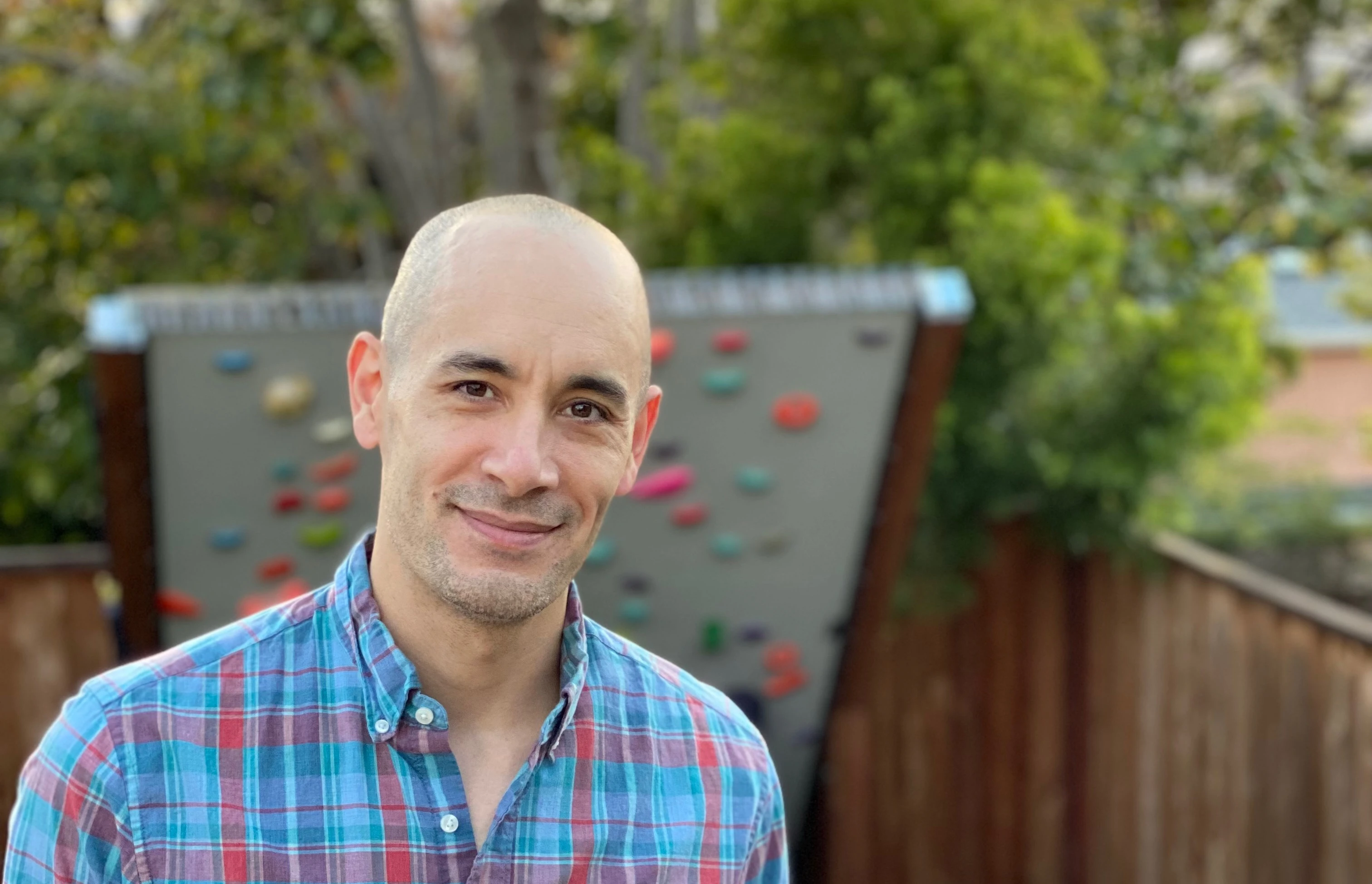Alex Leung Alex Leung is a Team Lead for the Derivatives Data Streaming Applications team in Bloomberg's San Francisco office.