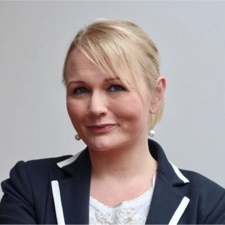 LINN-OCONNOR Linn O'Connor