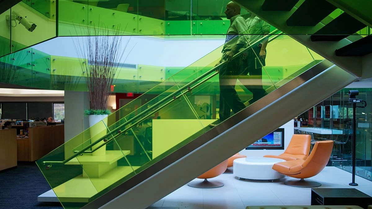 The-central-staircase-at-Bloombergs-Princeton-New-Jersey-office