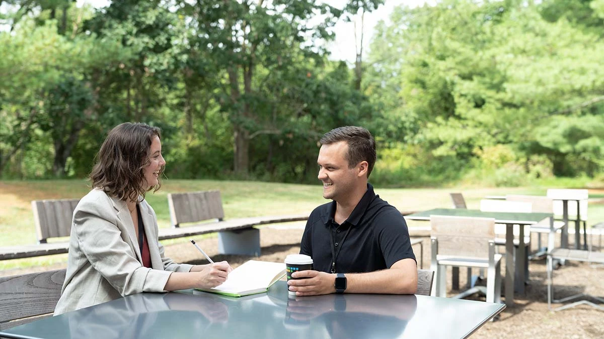 The-outdoor-collaboration-and-working-space-at-the-Bloomberg-Princeton-office-in-New-Jersey