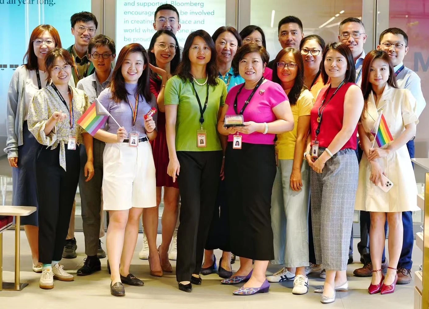 image2 Bloomberg employees celebrate this year’s Pride at the Beijing office.