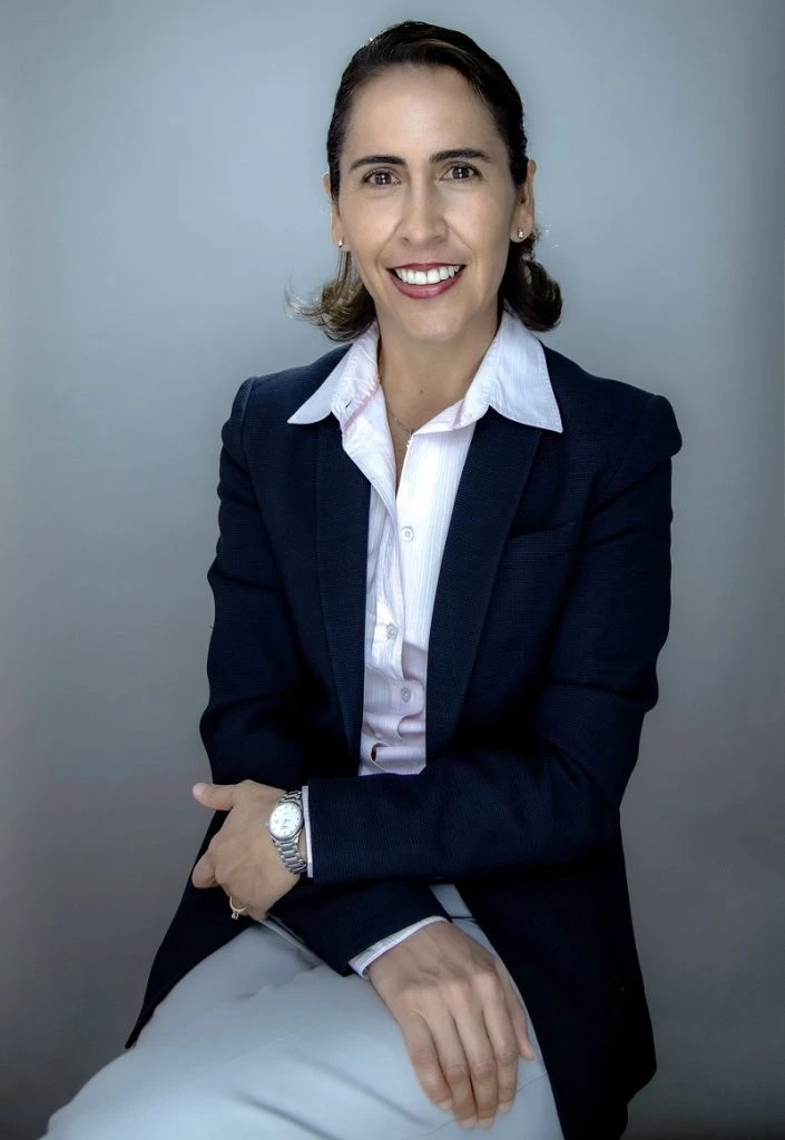 Lizzette-Lara- Lizzette Lara