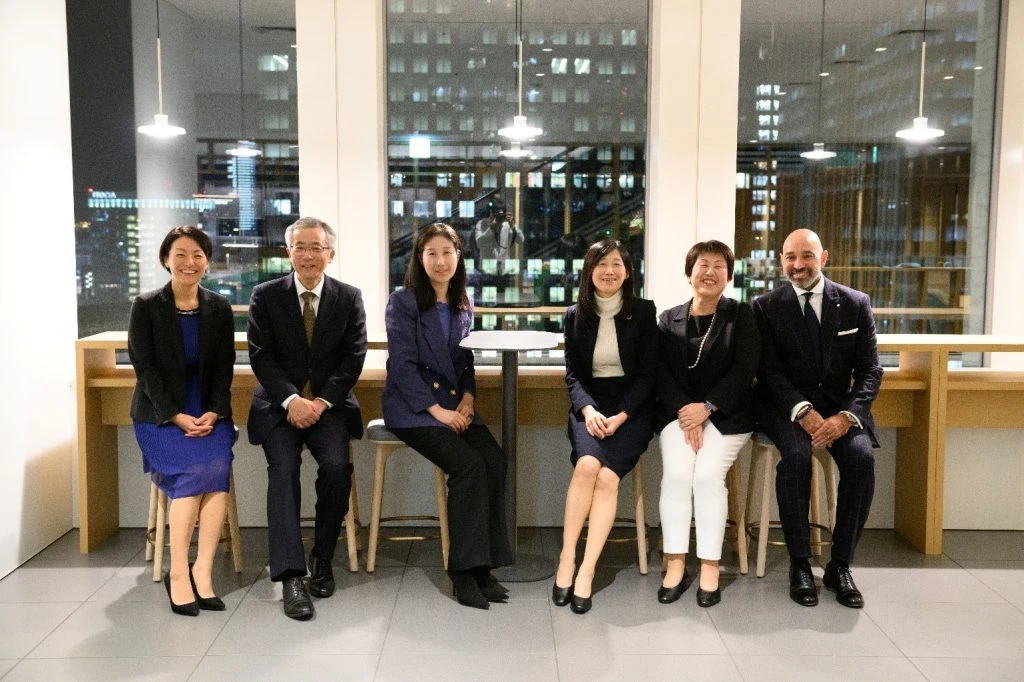 BWBN-Fast-Forward-02