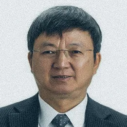 朱民  