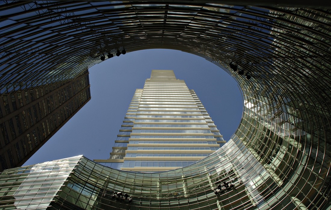 Robert Kolker joins Bloomberg Bloomberg Media Distribution