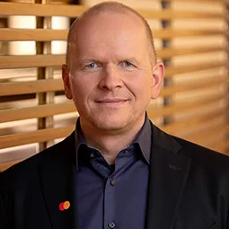 Michael  Miebach