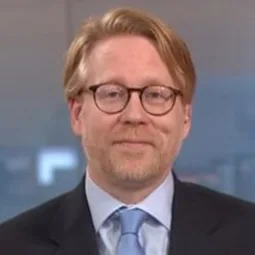 Stuart  Livingstone-Wallace