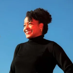 Lisa  Dyson