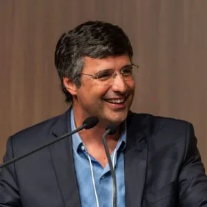 André Esteves