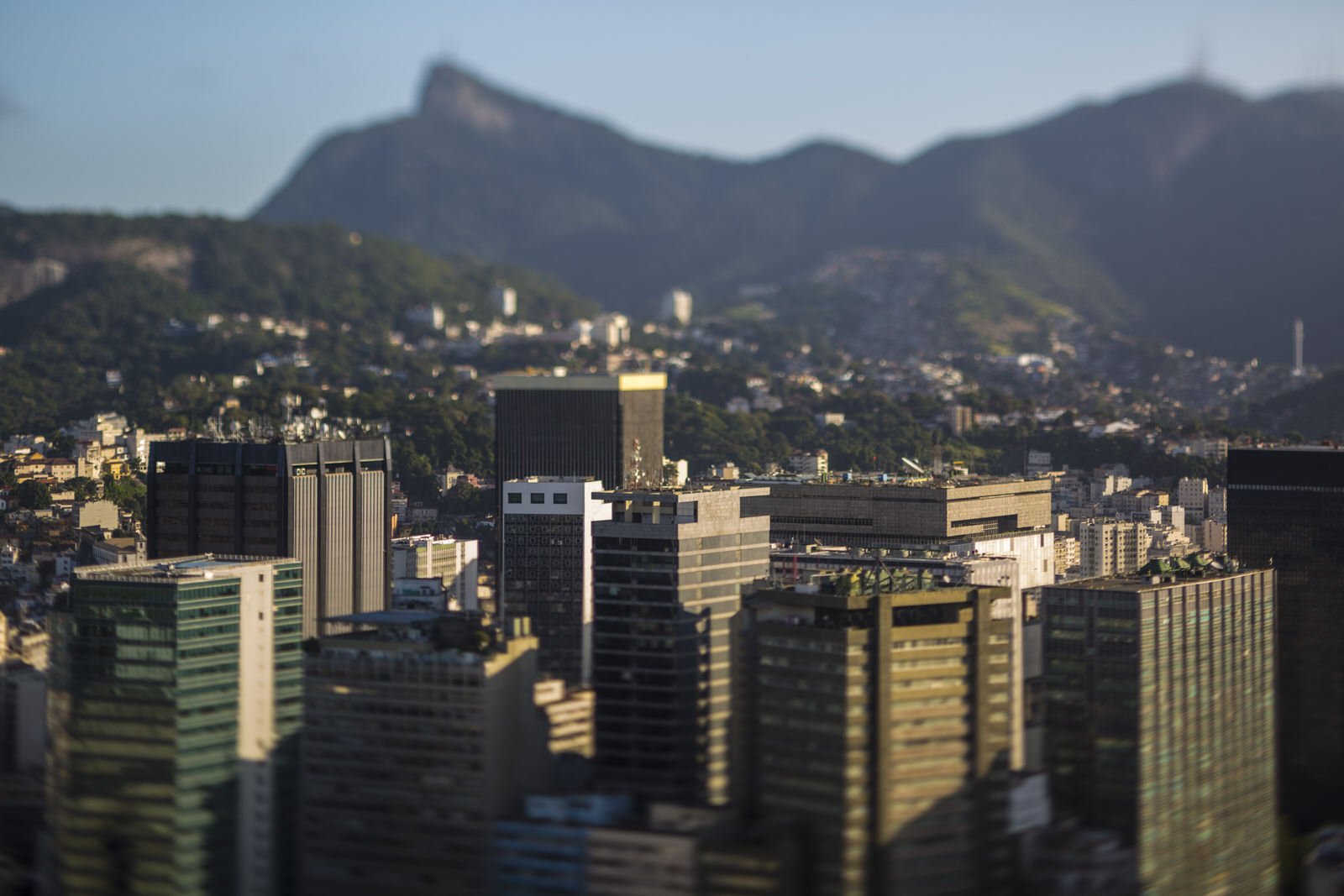 América Latina: Dez Pontos Para Manter no Radar em 2021