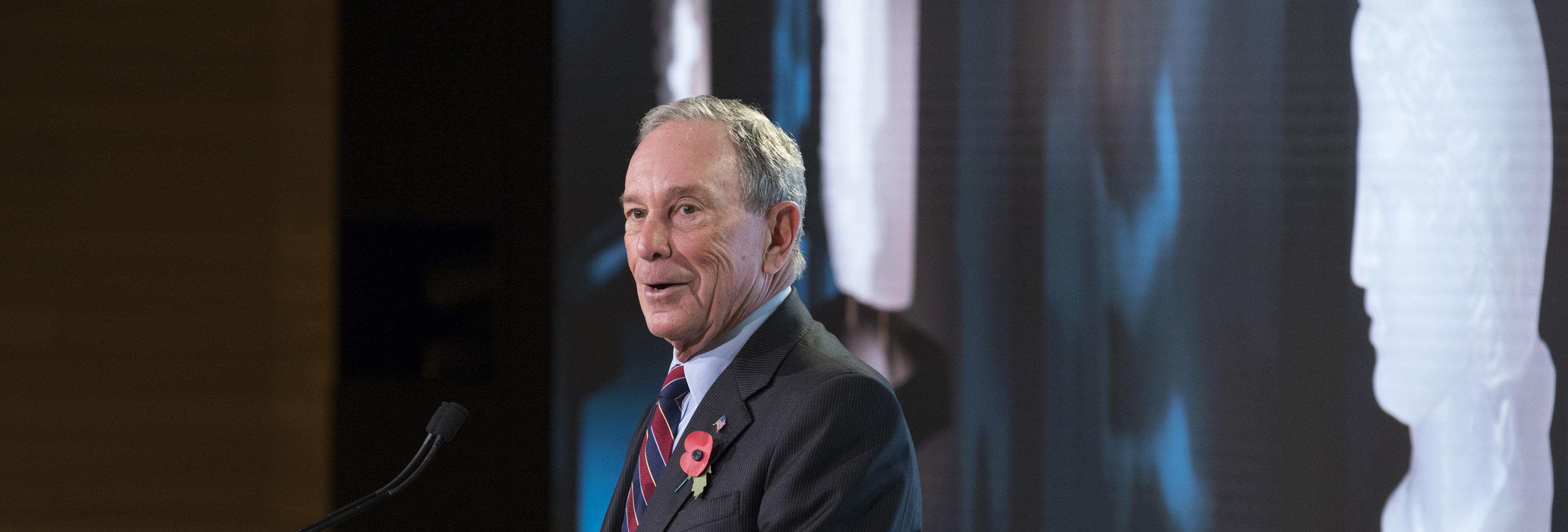 Ex-prefeito de Nova York, Michael Bloomberg discute mudanças climáticas e  desafios do mercado na Expert XP