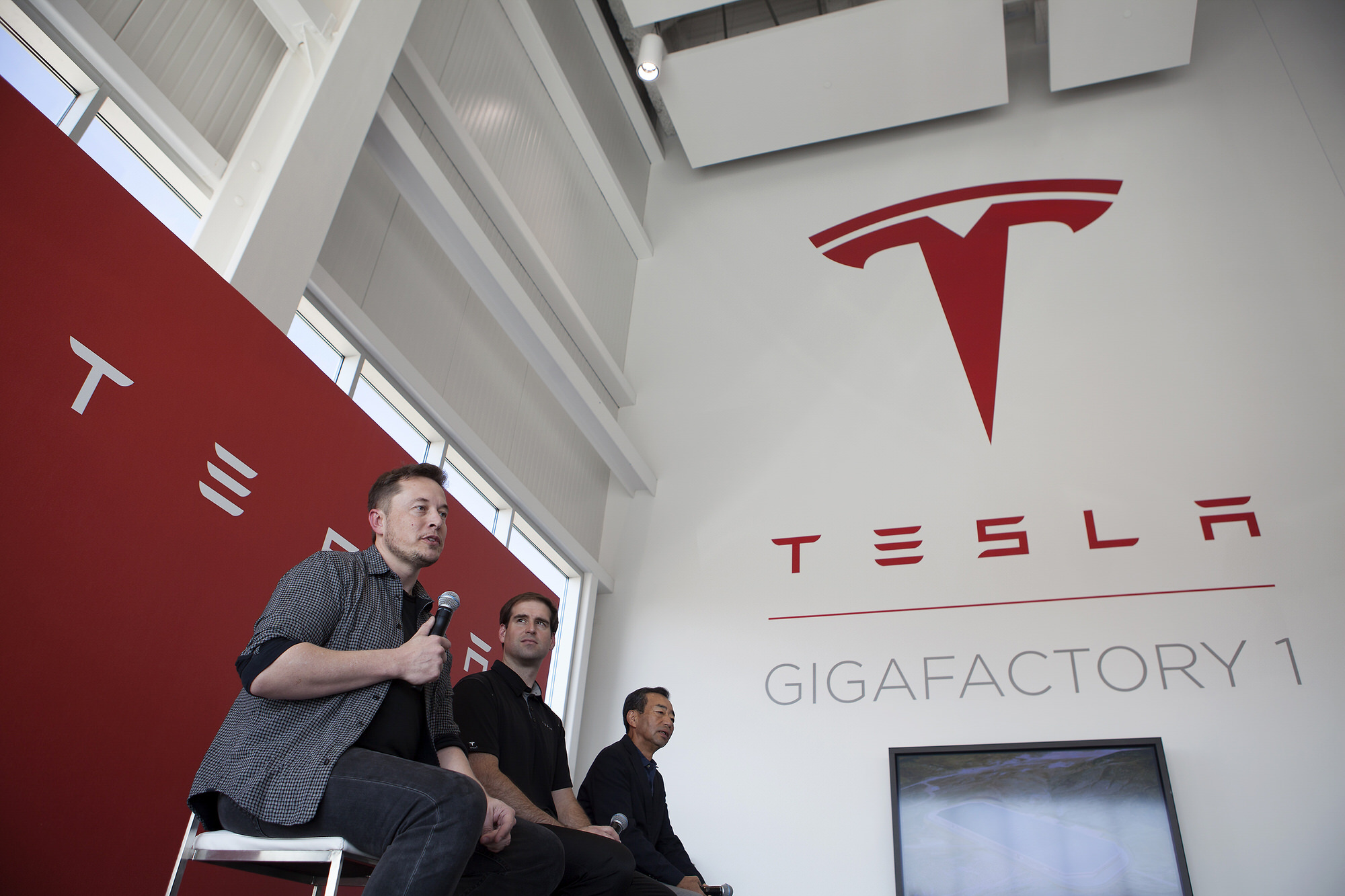 Tesla seeks independent directors as board pressed on Musk ties
