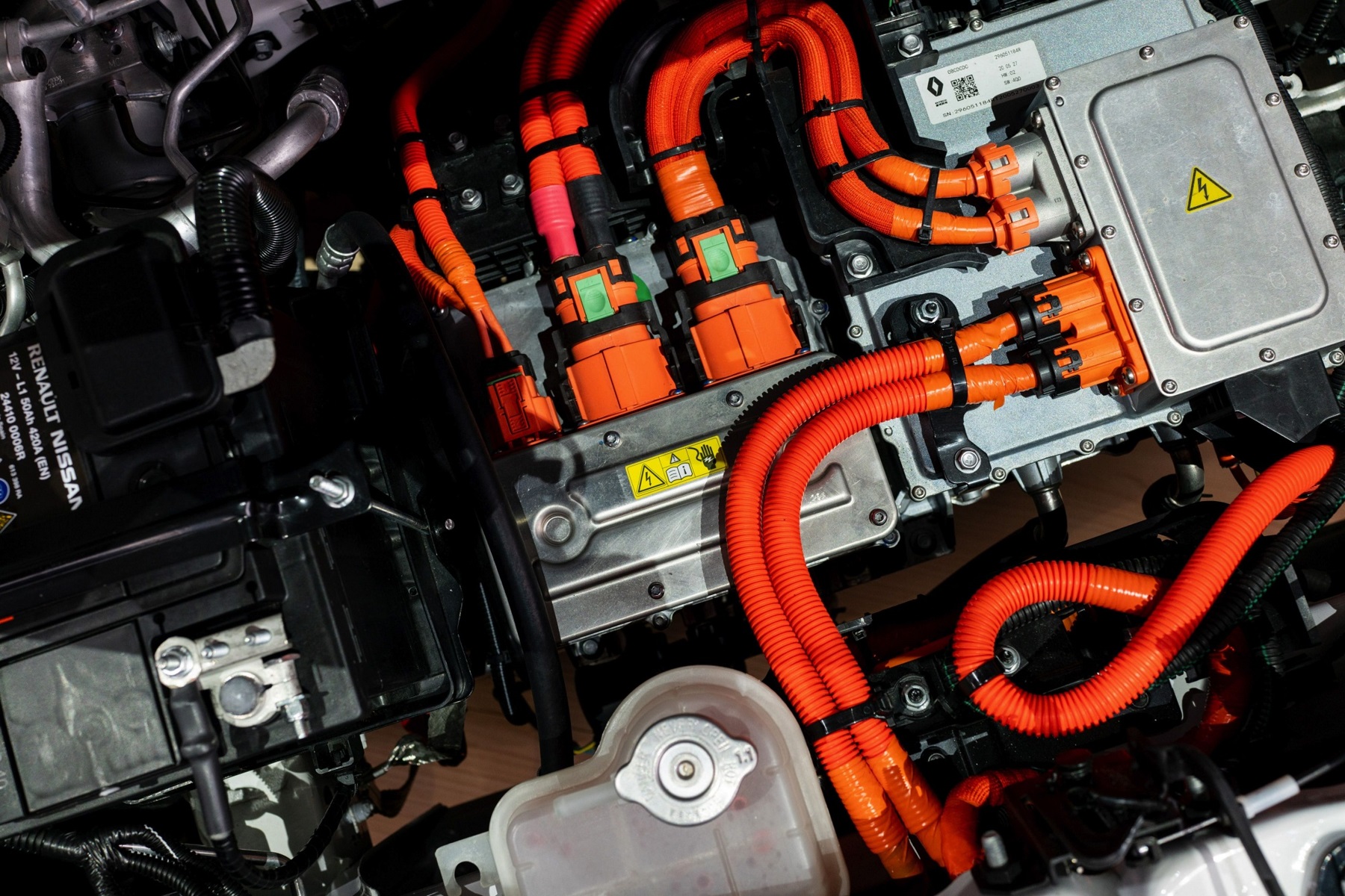 Battery Swapping Could Turbocharge Electric Vehicle Fleets BloombergNEF