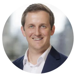 Photo of Andrew Grant