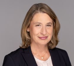 Photo of Ellen Greene