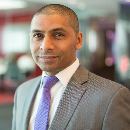 Photo of Naz Quadri