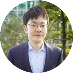 Photo of 小畑 真哉 氏